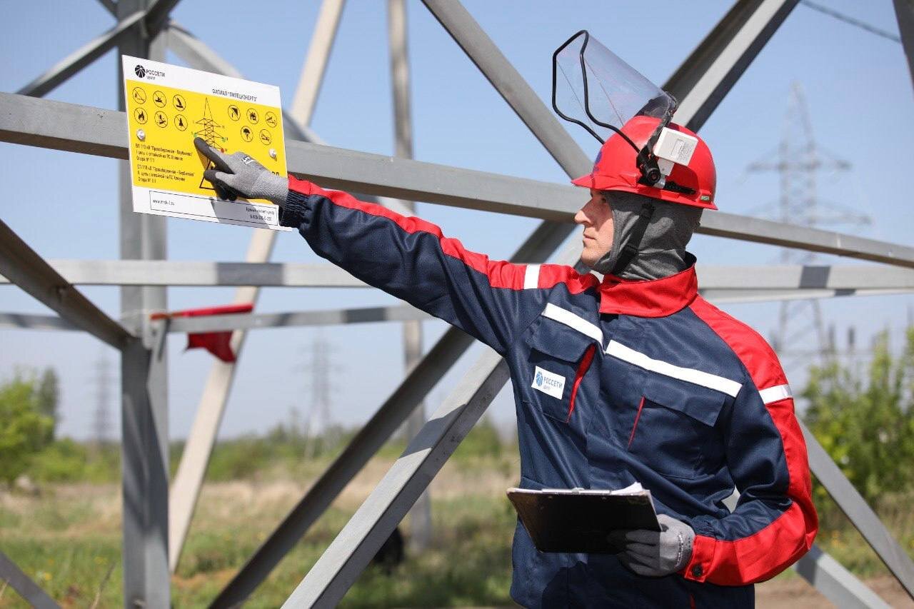 Невидимая опасность: что нужно знать об охранных зонах ЛЭП